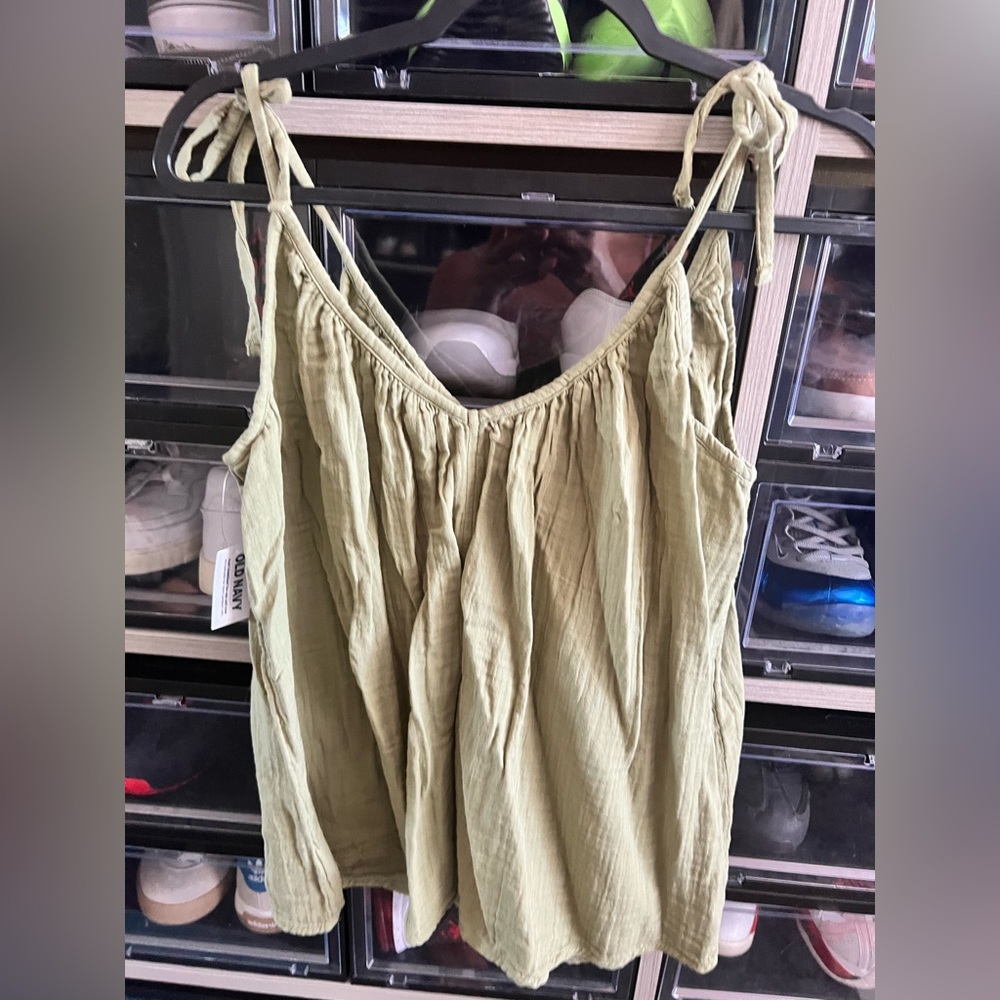 NWT Old Navy tank